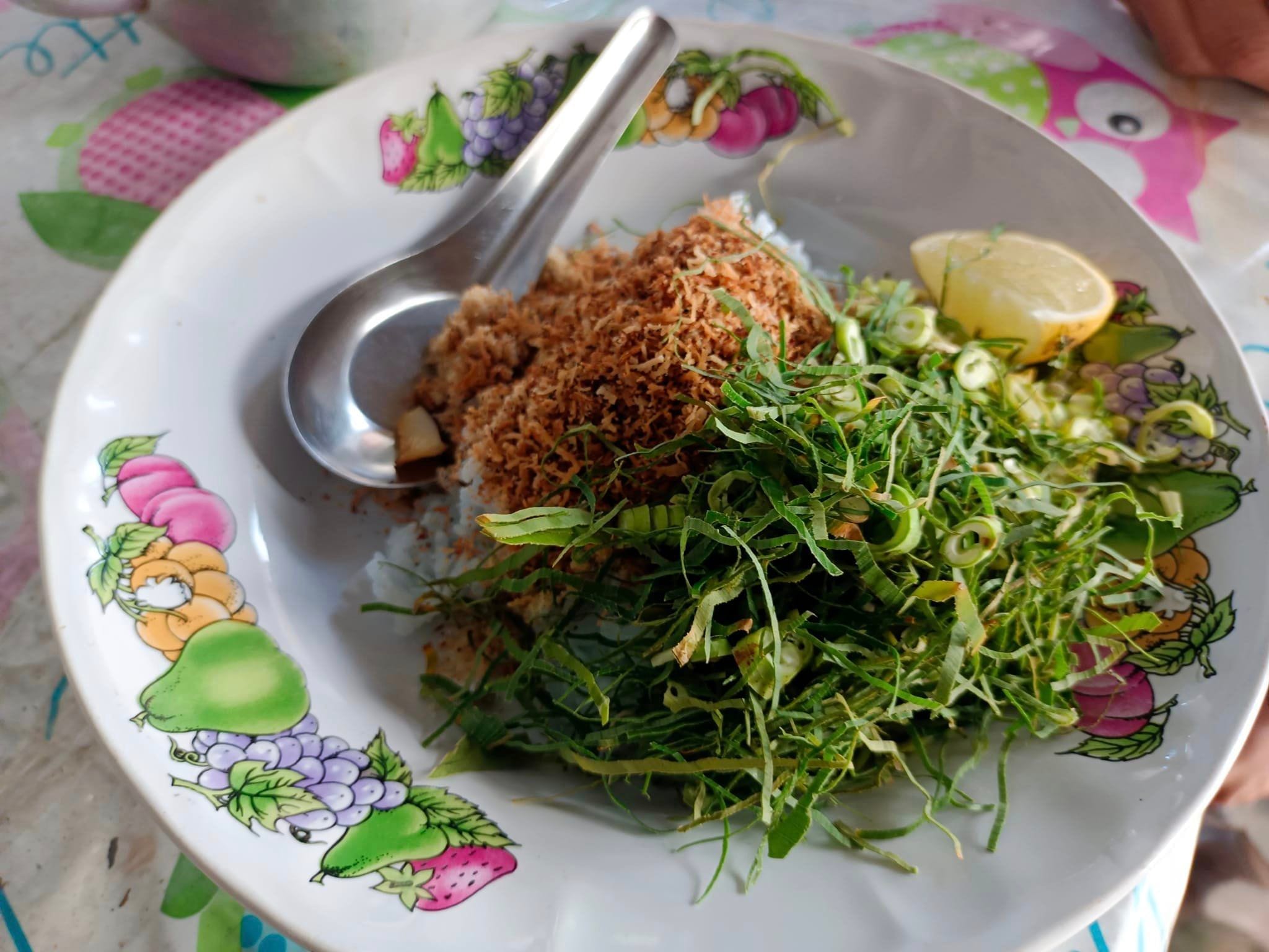 Read more about the article “ข้าวยำน้ำปลา” : ข้าวยำคนคอน