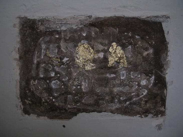 This image has an empty alt attribute; its file name is eb2cab_6513d567937340d5893193d8153043b1~mv2.jpg