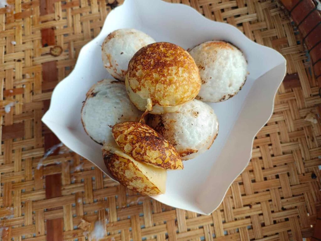 Read more about the article ว่าด้วย ขนมเบื้อง ขนมครก : กับความหลากหลาย