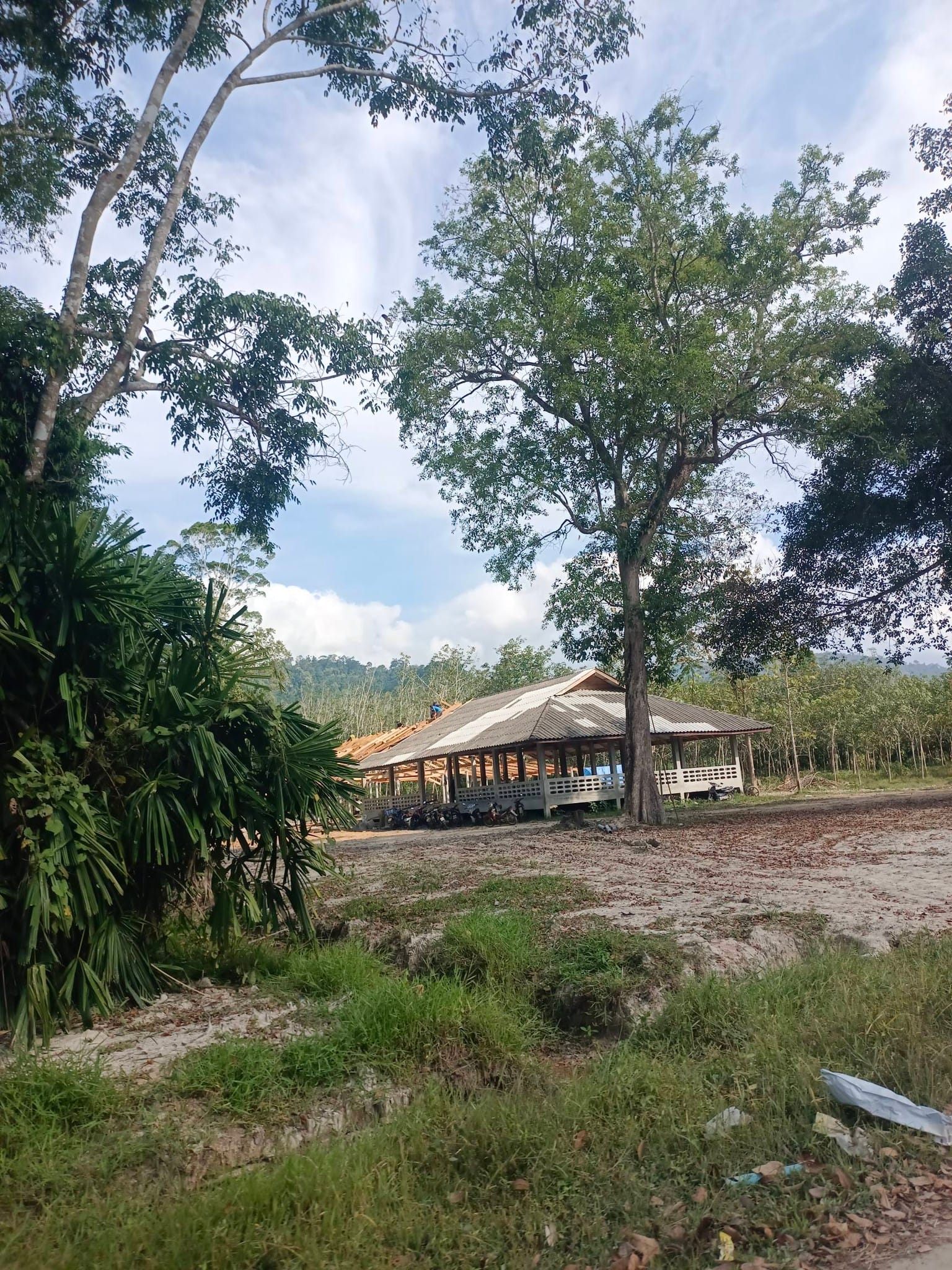 Read more about the article พลังความร่วมใจหลังมหาภัยพิบัติ ณ กูโบร์บ้านคลองกั่ว